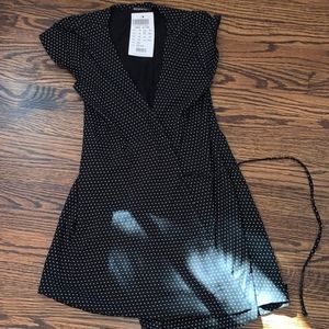 Cute Brandy Melville Wrap Dress